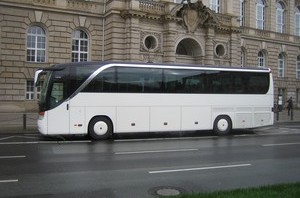 Autobusu noma 44 49 50 55 sēdvietas Biznesa klase Lux klase top klase